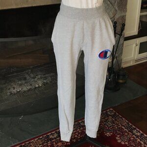 'Champion' Light Gray Sweatpants - Size Medium